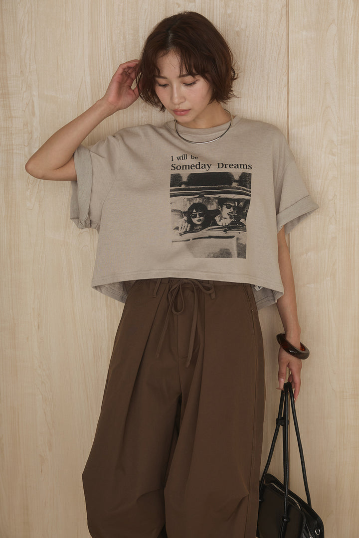 [SET]グラフィックサムデイワイドクロップドT+ニーサイドタックウエストドロストパンツ(2set)