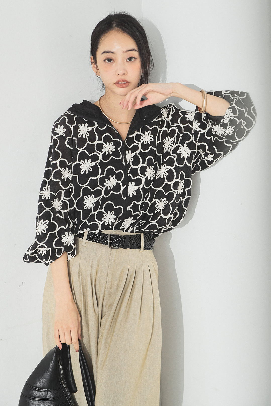 [SET]シアーフラワーフードブルゾン+編みベルト付きウエストタックワイドパンツ(2set)