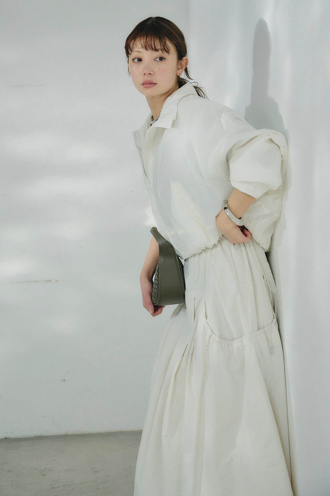 [SET]スタンドネックシアーブルゾン+ナイロンデザインフレアスカート(2set)