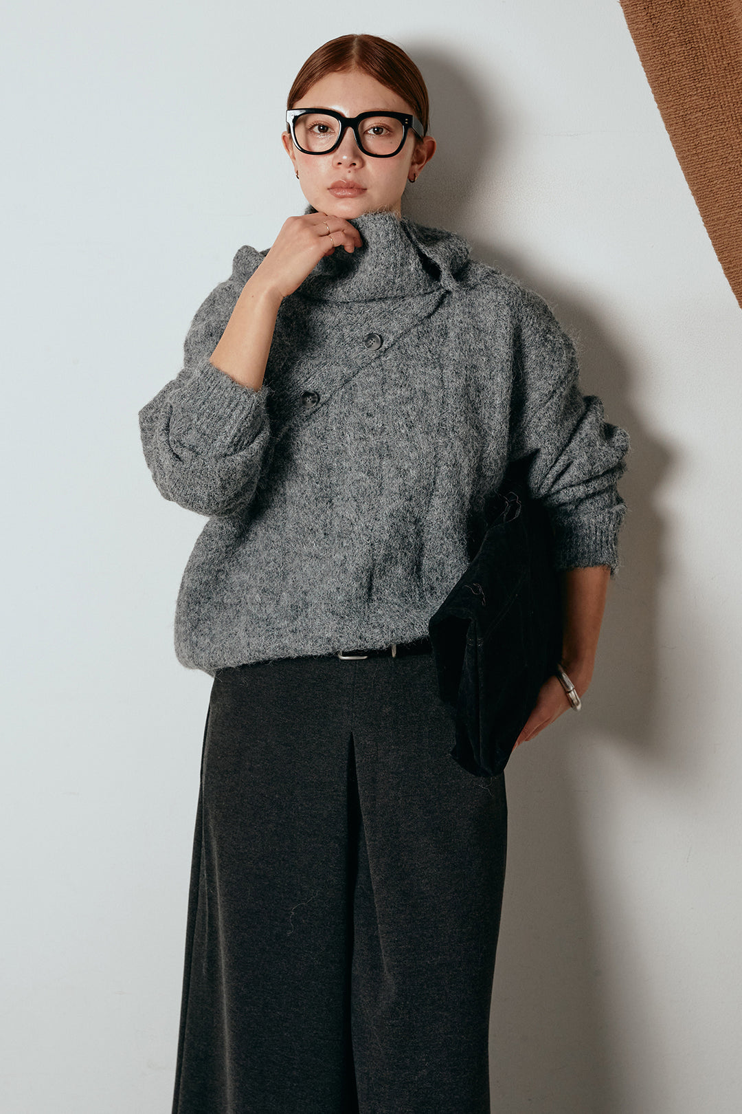 [SET]ケープデザインケーブルニットトップス+ベルト付きフロントタックデザインパンツ(2set)