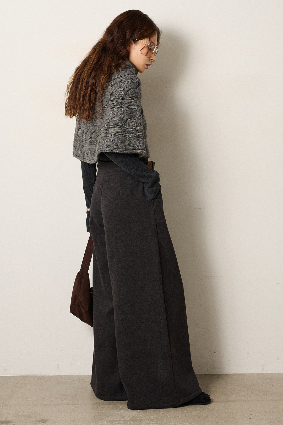 [SET]ケーブル編みケープレイヤードニット+サイドベルトパンツ(2set)