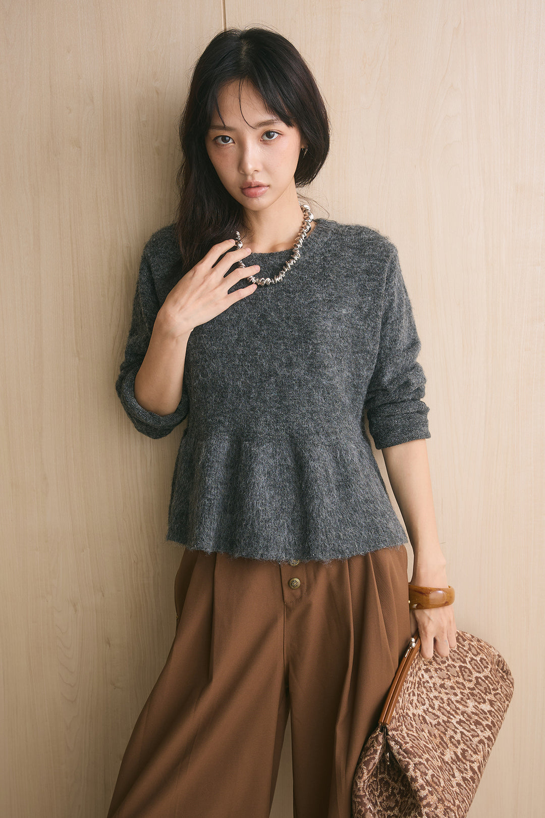 [SET]モヘアぺプラムクルーネックプルオーバー+ファイブボタンツータックワイドパンツ(2set)