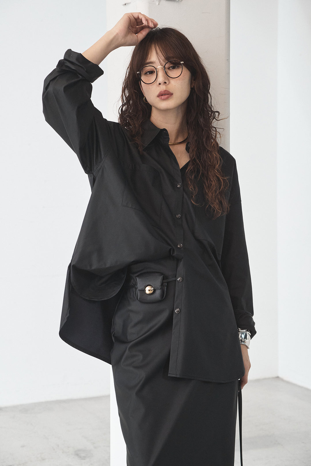 [SET]ウォッシャブルエコレザービックカフスシャツ+ウォッシャブルエコレザーナロースカート(2set)