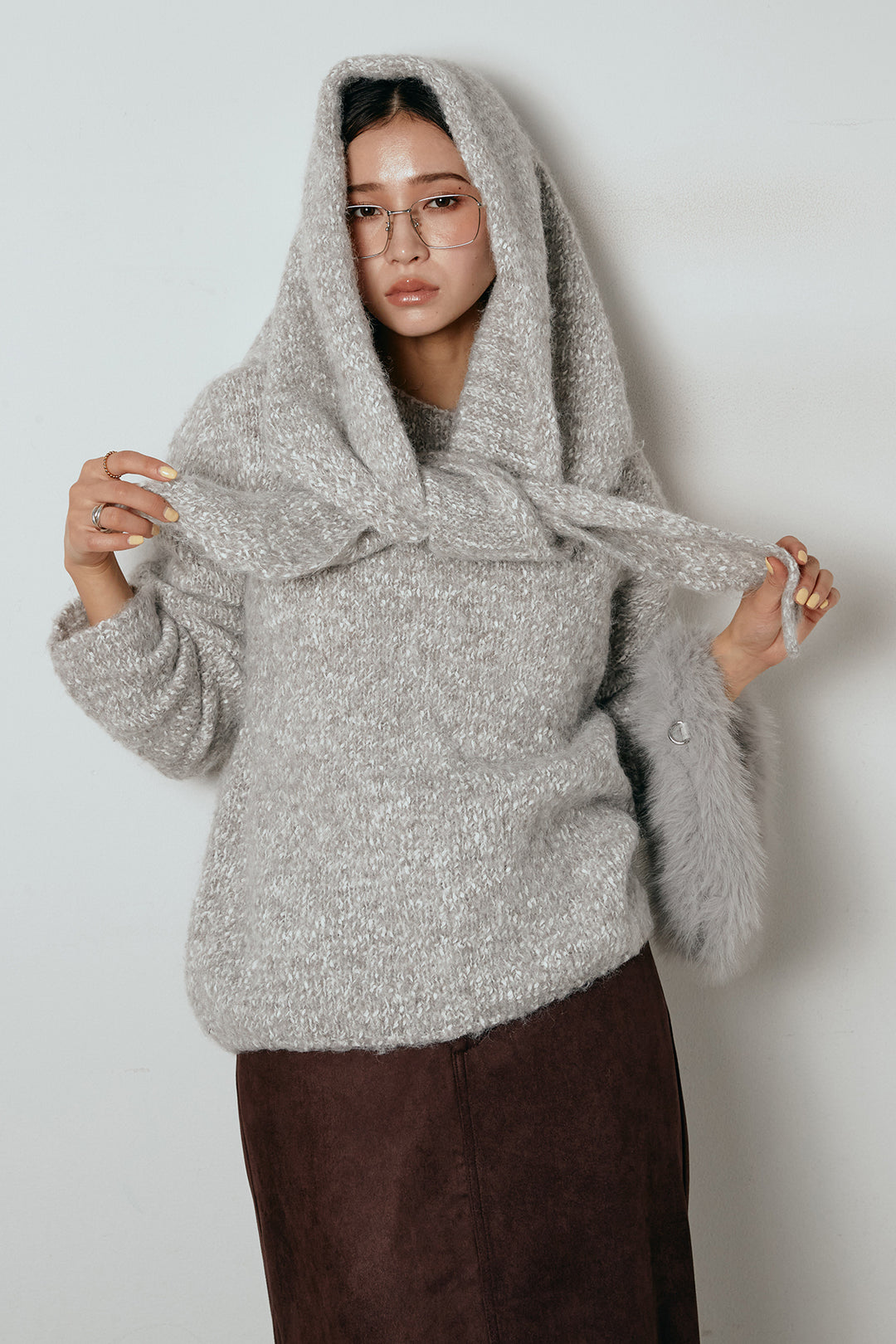 [SET]スカーフ付きミックスニットトップス+スウェードライク裾フリンジスカート(2set)