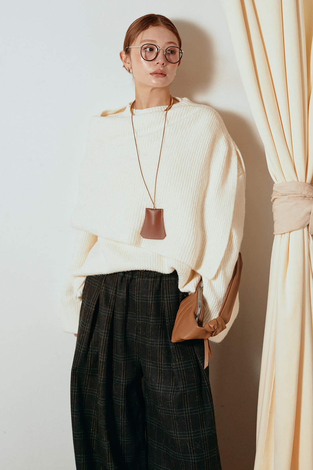 [SET]ケープデザインリブニットトップス+タータンチェック柄タックパンツ(2set)