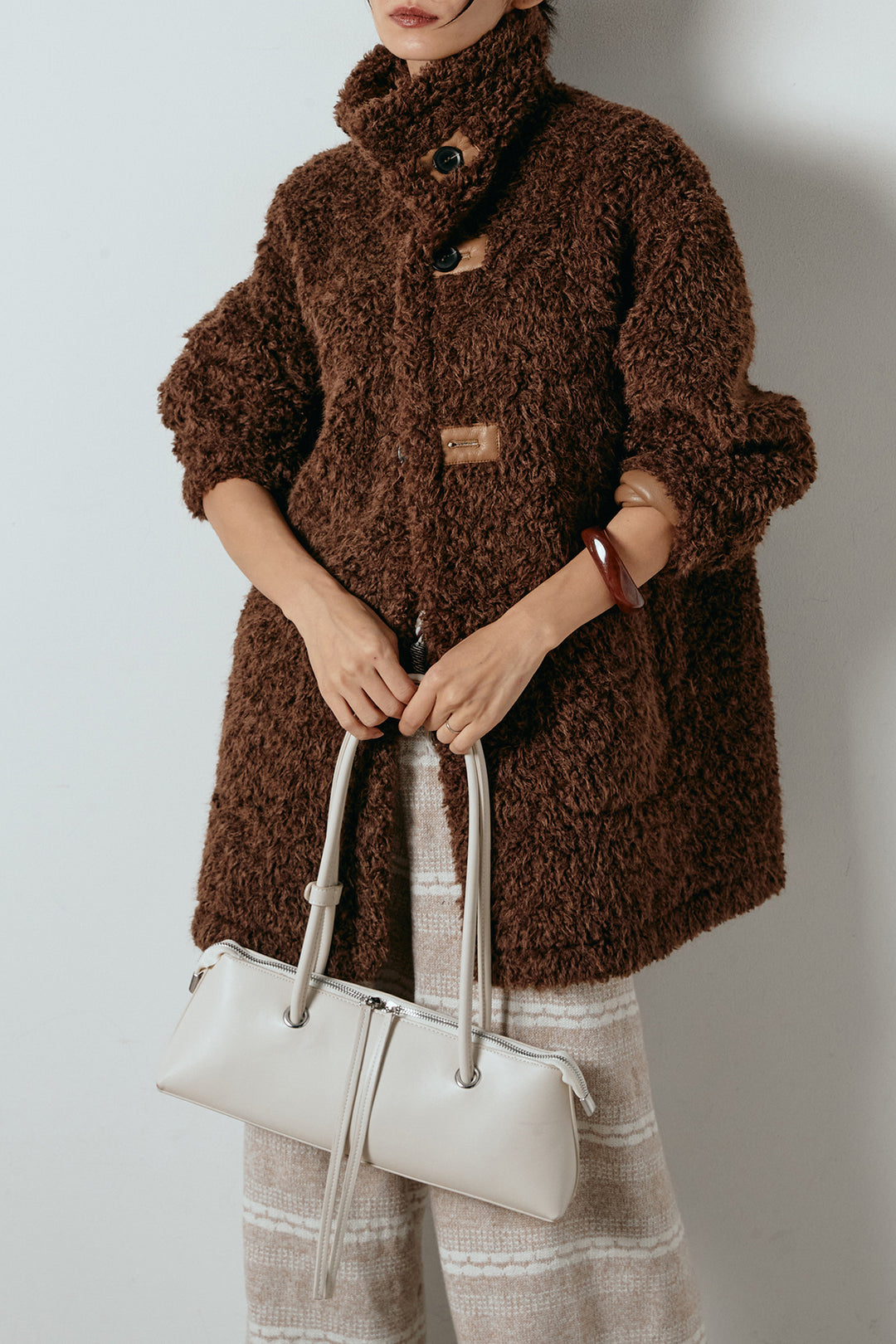 [SET]リバーシブルボアアウター+マルチライン柄リラックスニットパンツ(2set)