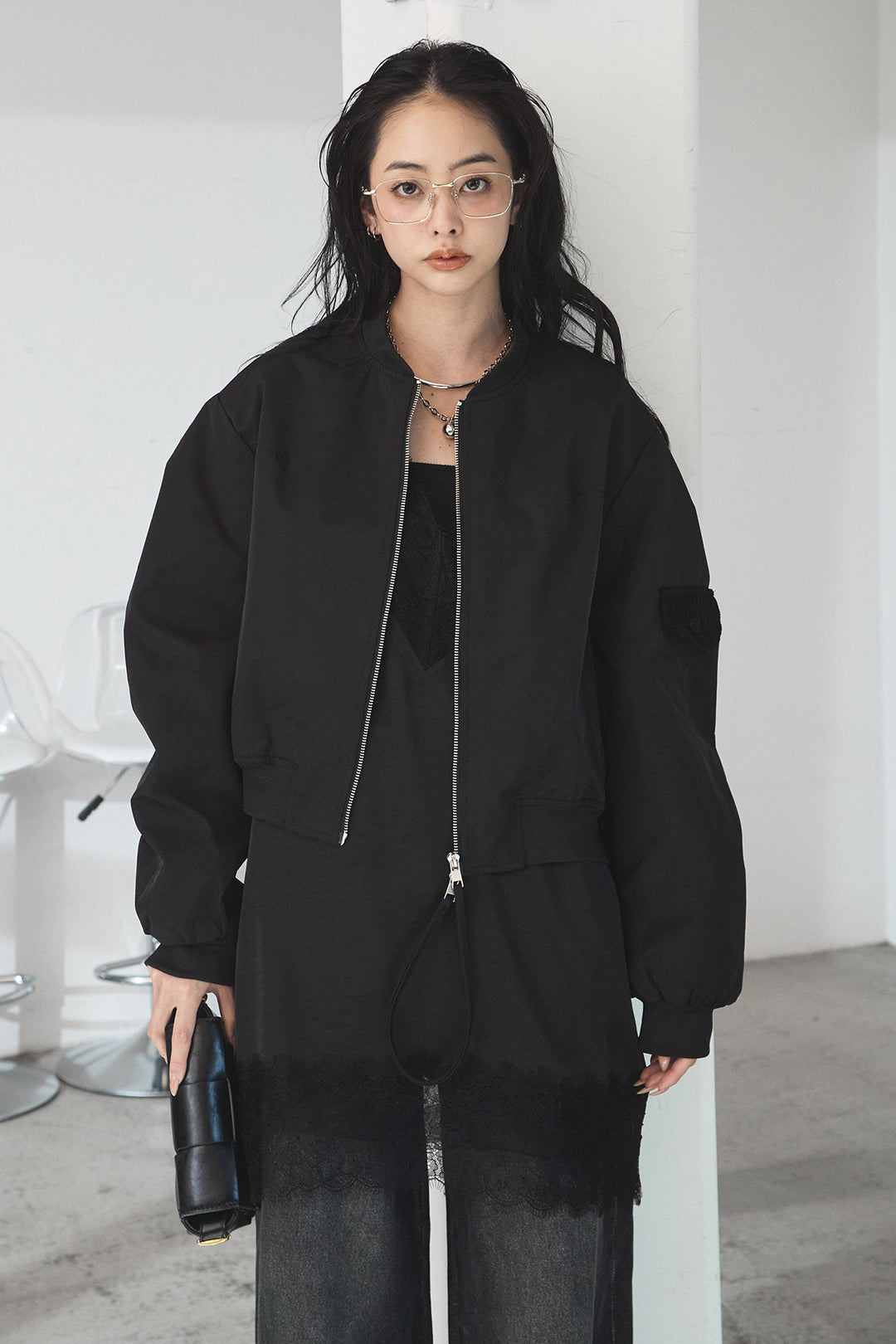 [SET]袖ギャザーデザインブルゾン+レース切り替えキャミソール+デニムアシメカーブパンツ(3set)