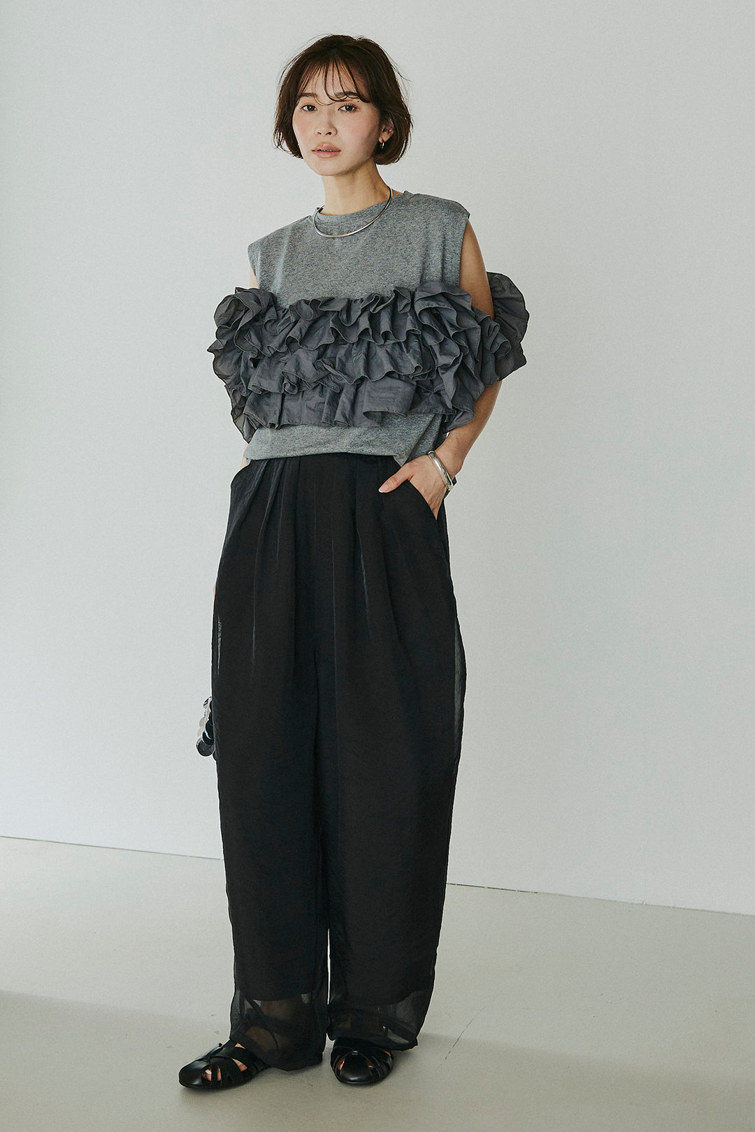 [SET]天竺ナイロンドッキングビスチェ風トップス+オーガンジータックパンツ(2set)