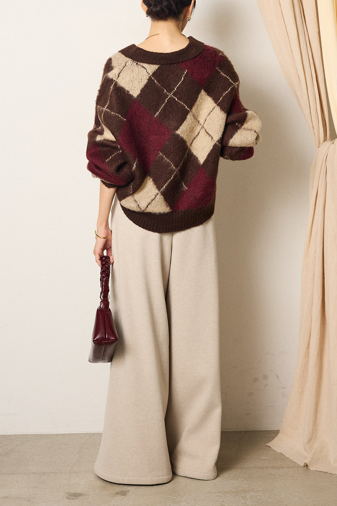 [SET]アクリルモヘアアーガイルキーネックプルオーバー+サイドベルトパンツ(2set)