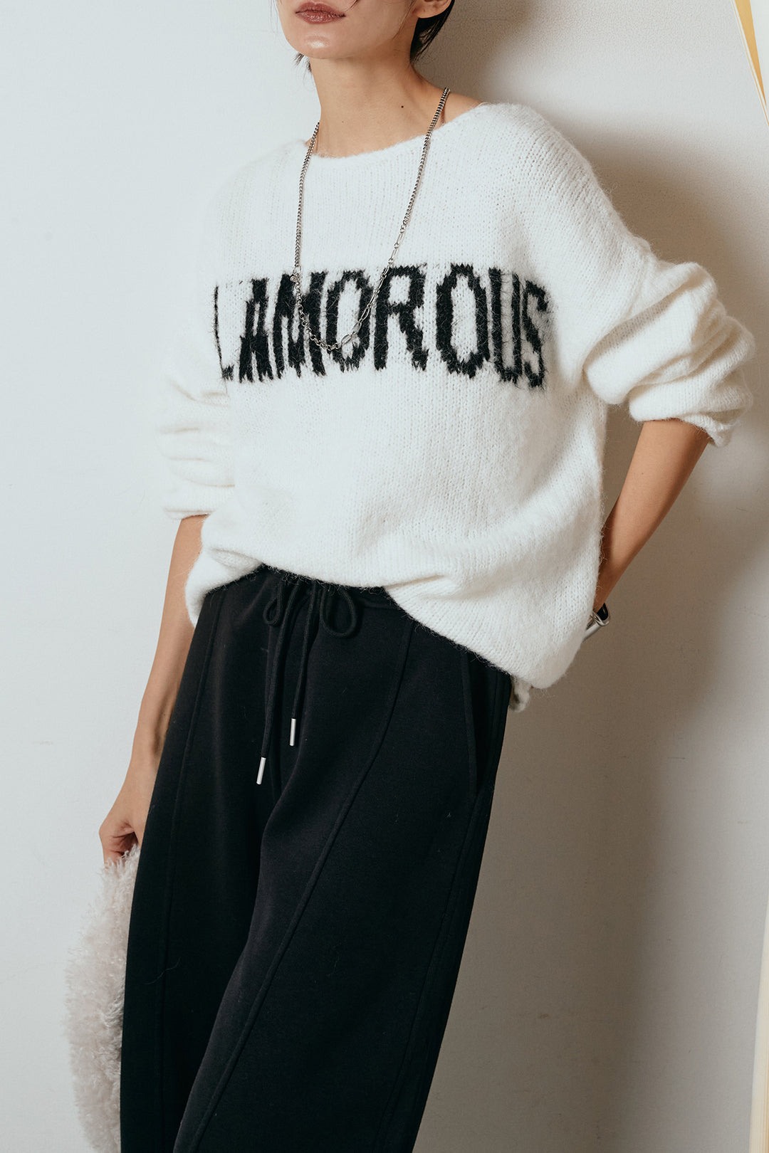 [SET]フロントロゴデザインニットトップス+スウェットワイドカーブパンツ(2set)