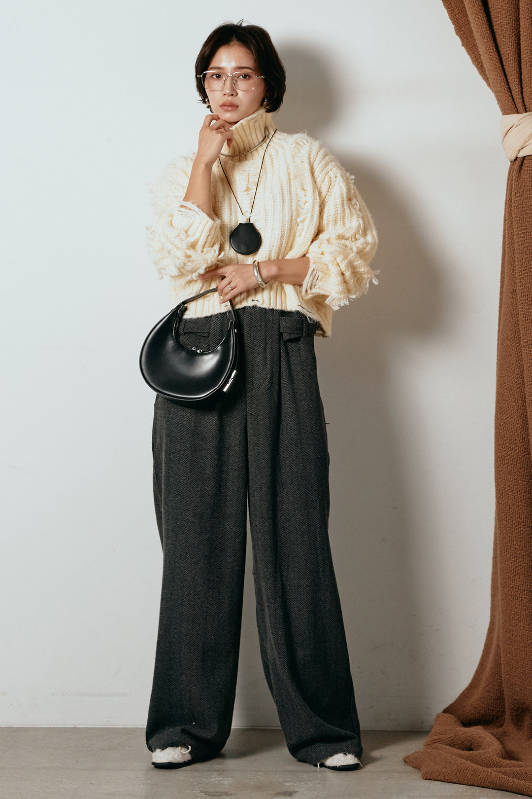 [SET]フリンジタートルショートニット+クラシックヘリンボーンサロペット(2set)