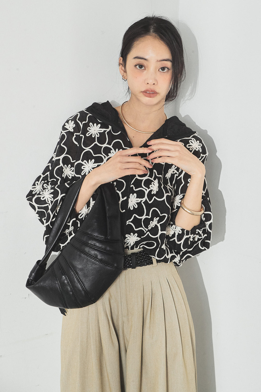 [SET]シアーフラワーフードブルゾン+編みベルト付きウエストタックワイドパンツ(2set)