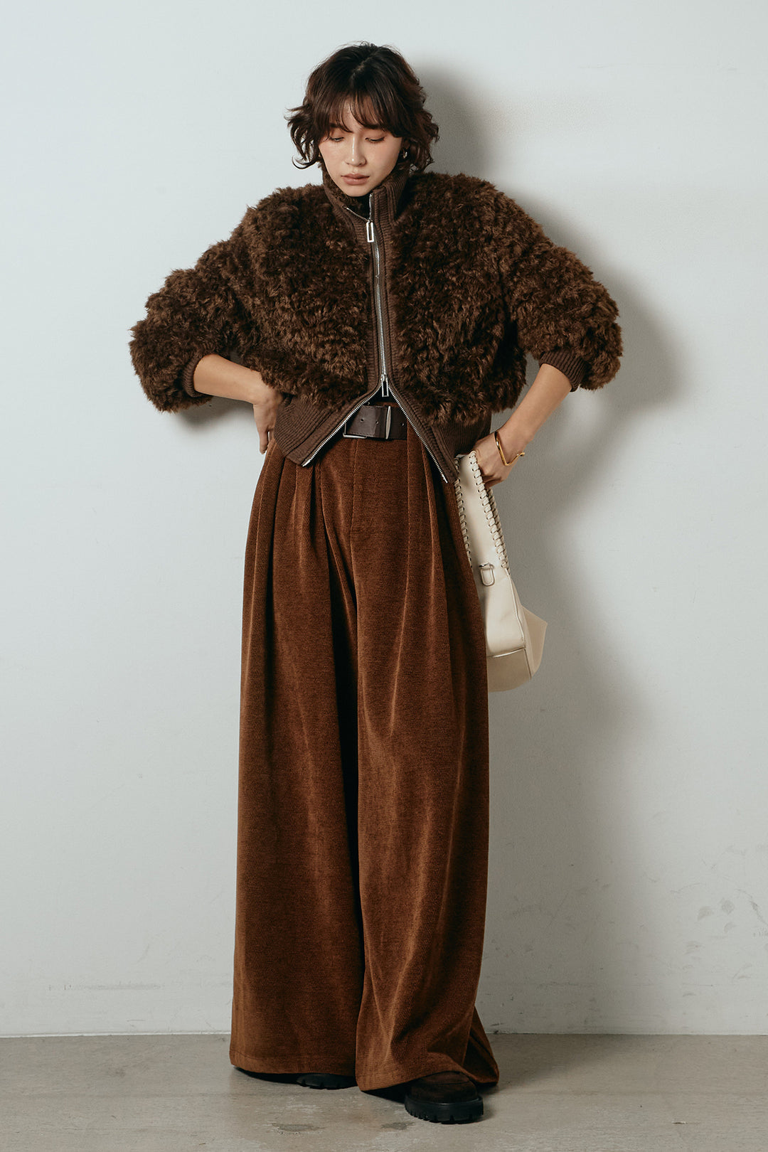 [SET]ハイネックショート丈ボアジップブルゾン+ベルトループコーデュロイワイドパンツ(2set)