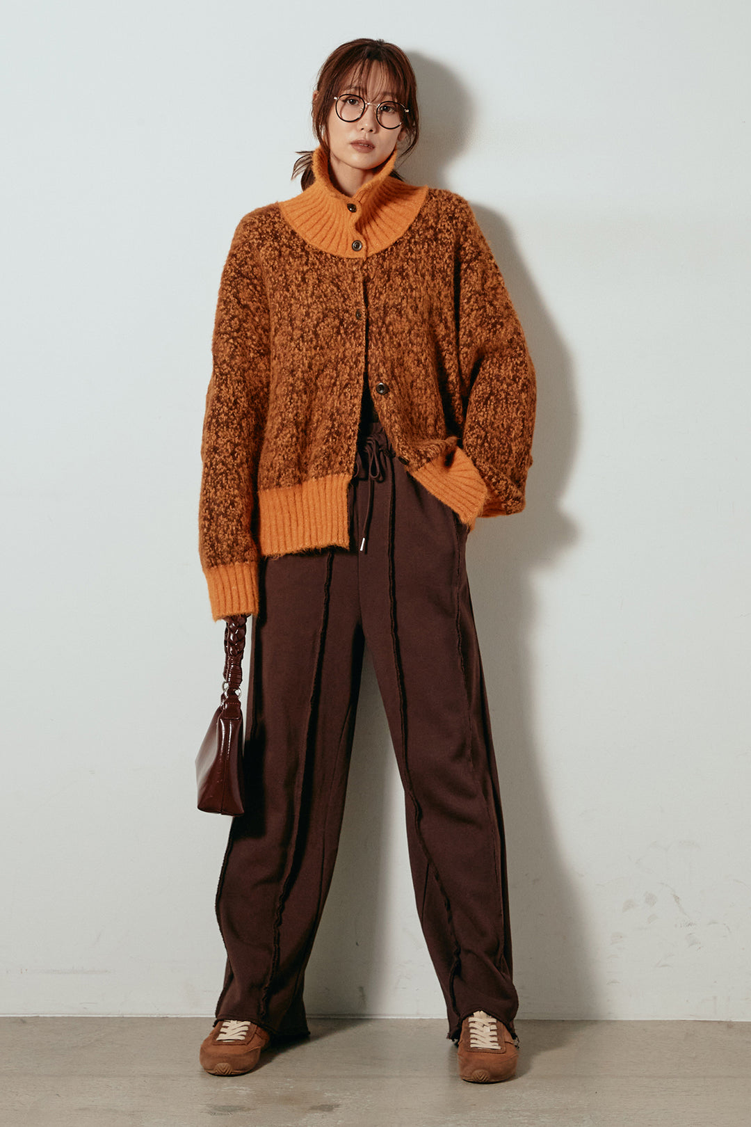 [SET]ハイネックミックスニットトップス+フロントラインデザインワイドスウェットパンツ(2set)