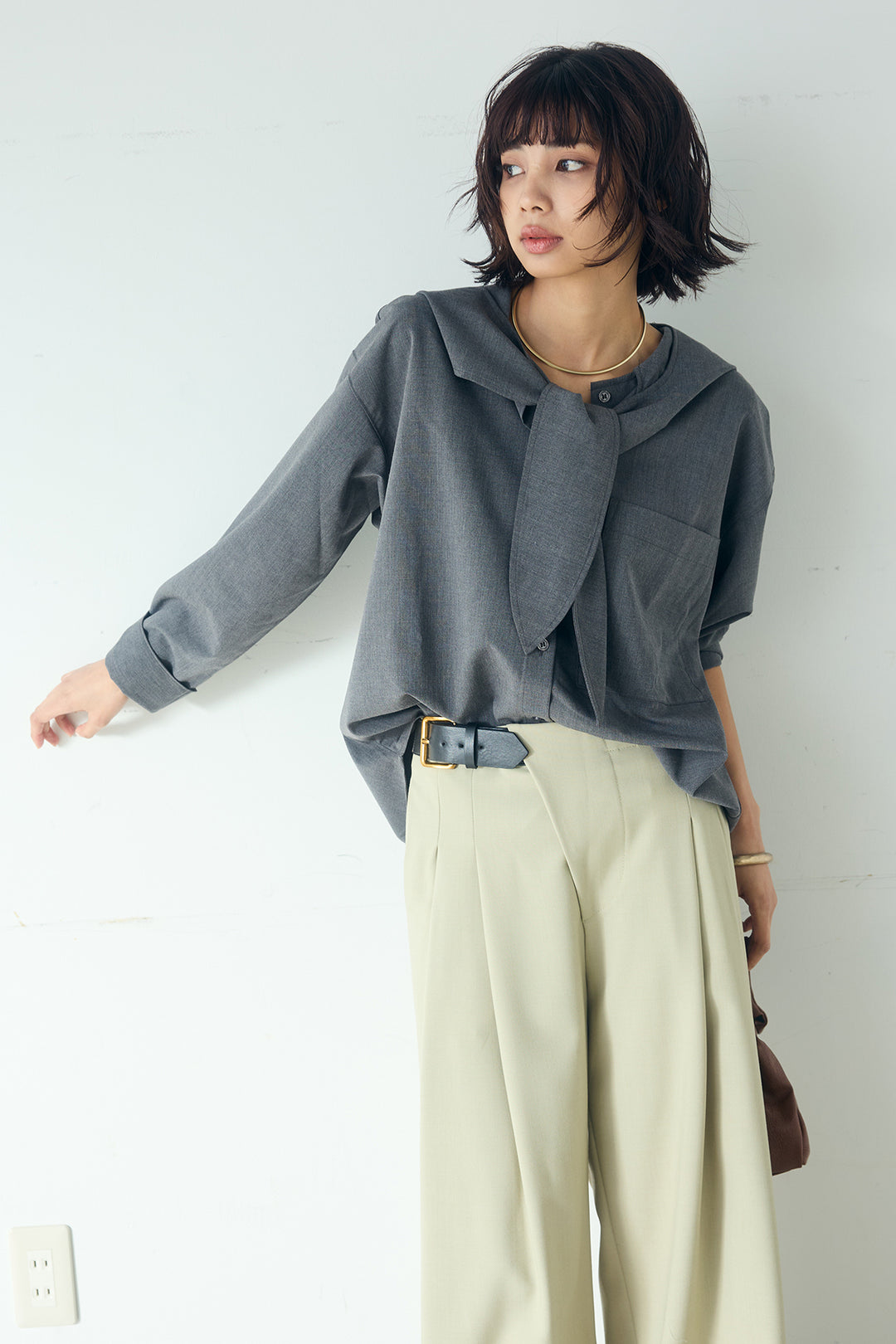 [SET]無地タイ付フーディーBIGシャツ+サイドベルトタック入りスラックス(2set)