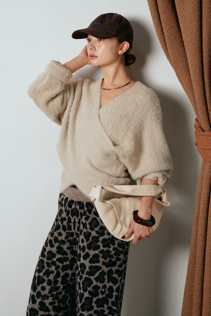 [SET]シャギーカシュクールニットトップス+リラックスレオパード柄ニットパンツ(2set)