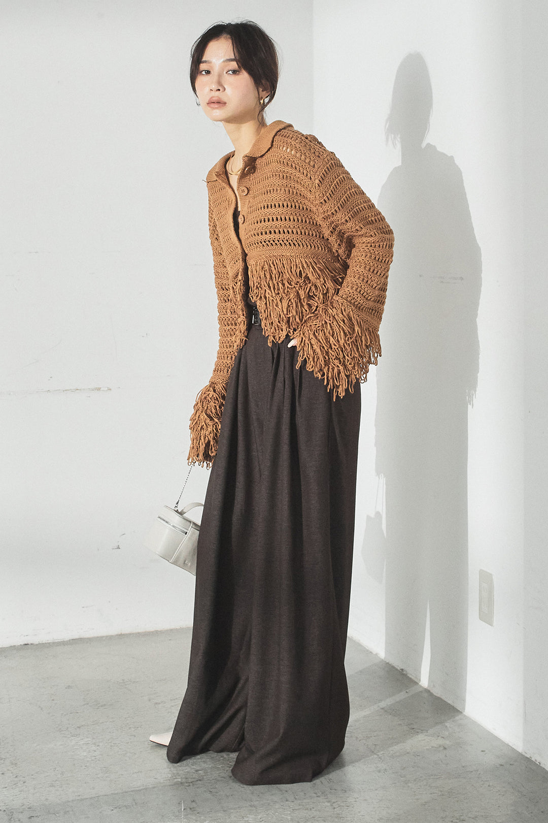 [SET]メッシュフリンジカーディガン+編みベルト付きウエストタックワイドパンツ(2set)