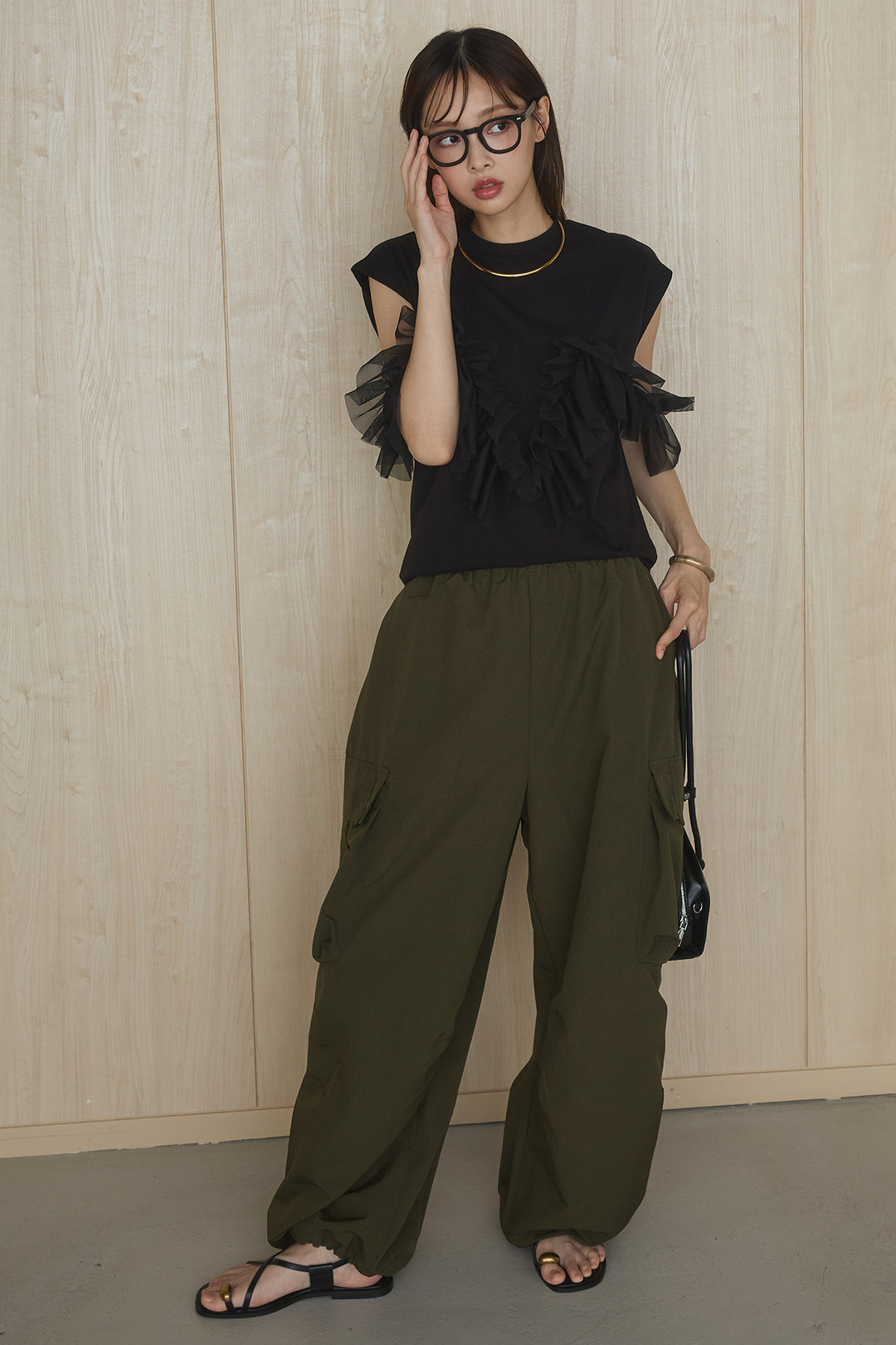 [SET]チュールフリルフレンチTシャツ+ルーズカーゴワイドパンツ(2set)
