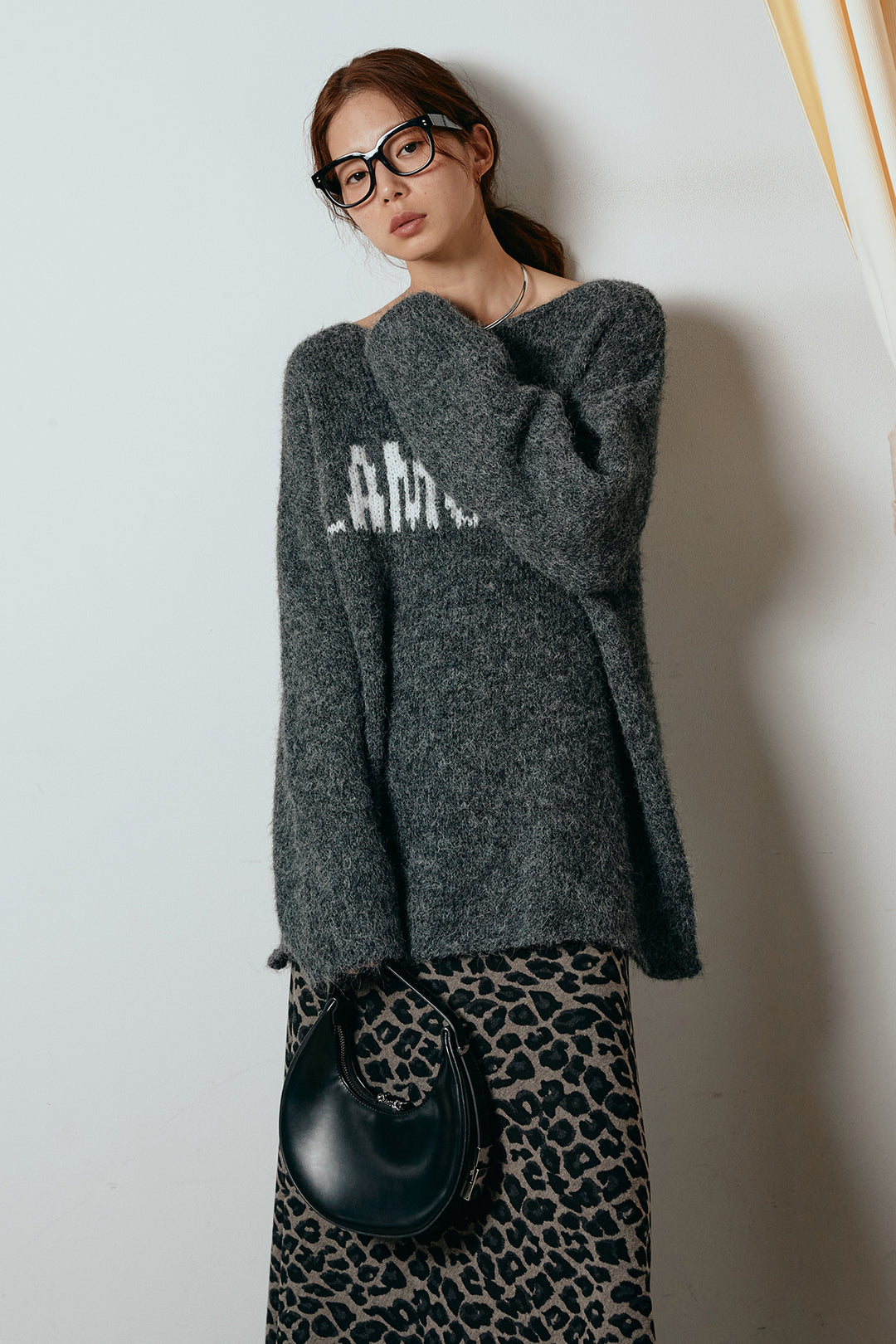[SET]フロントロゴデザインニットトップス+レオパードロングスカート(2set)