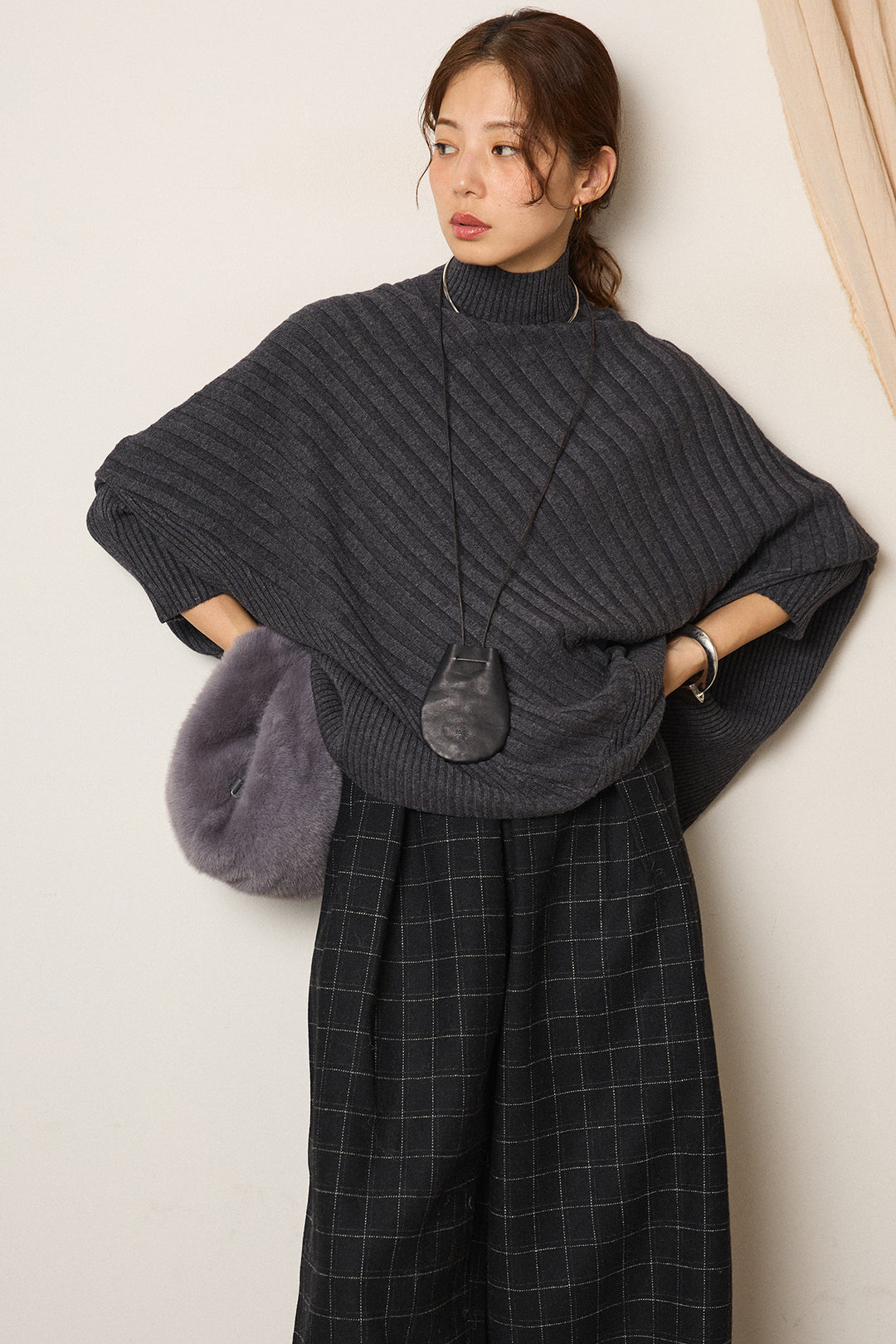 [SET]アシメデザインリブポンチョニットトップス+ウールライクチェックタックパンツ(2set)