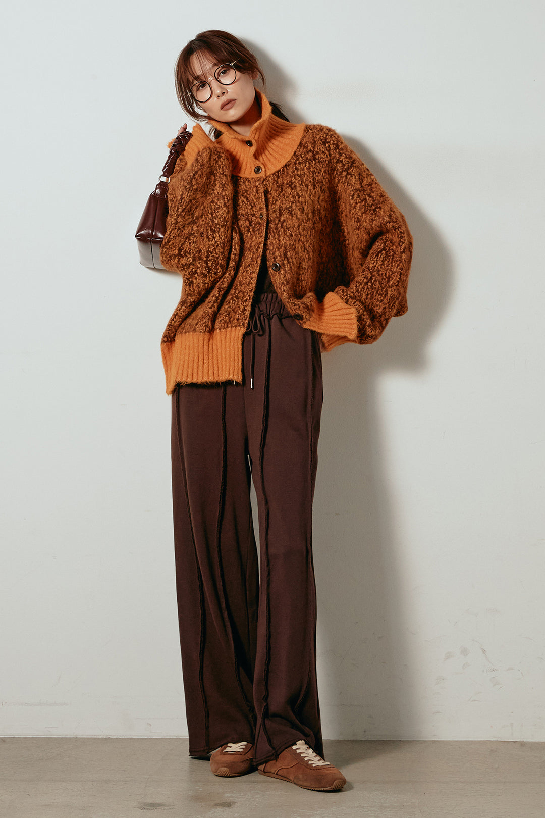 [SET]ハイネックミックスニットトップス+フロントラインデザインワイドスウェットパンツ(2set)