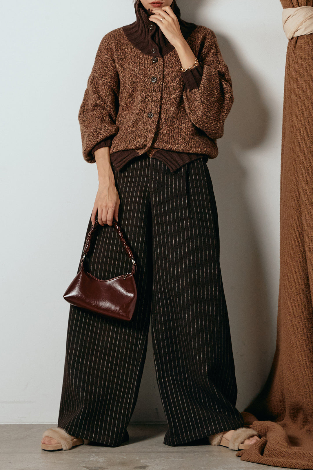 [SET]ハイネックミックスニットカーディガン+ウールライクストライプパンツ(2set)