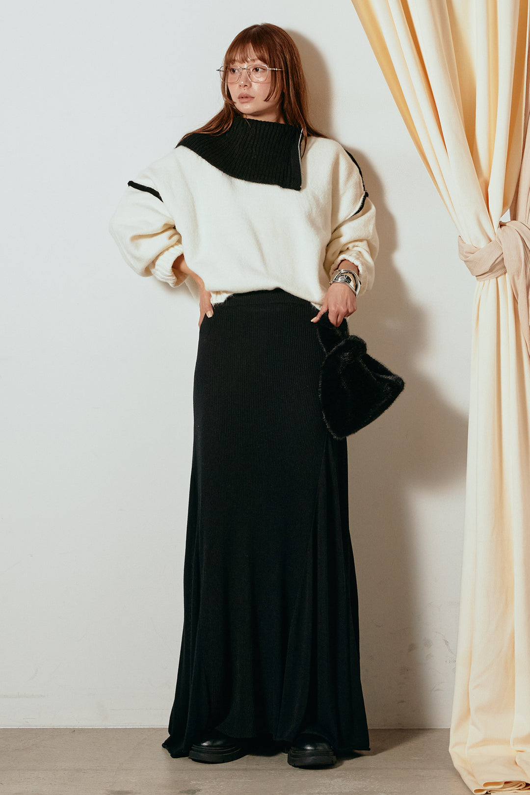[SET]ハイネックジップデザインニットトップス+サイド切り替えリブニットロングスカート(2set)