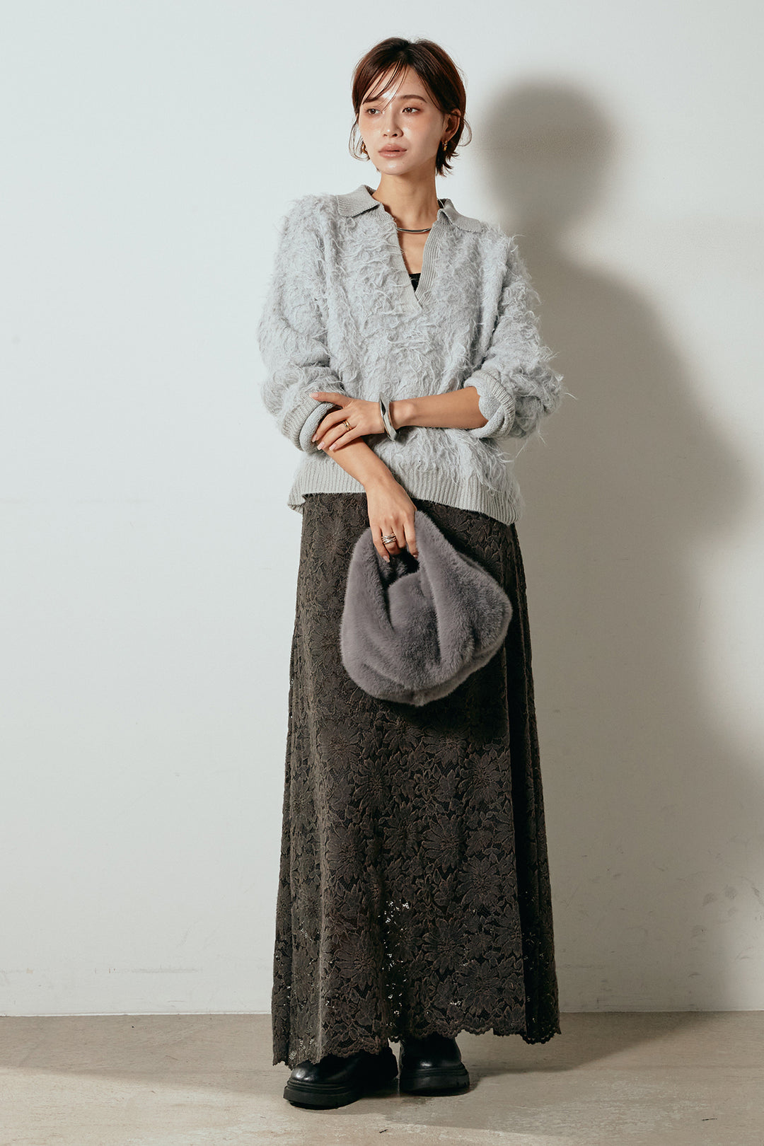 [SET]襟付きシャギーニットポロトップス+花柄刺繍ベロアフレアスカート(2set)