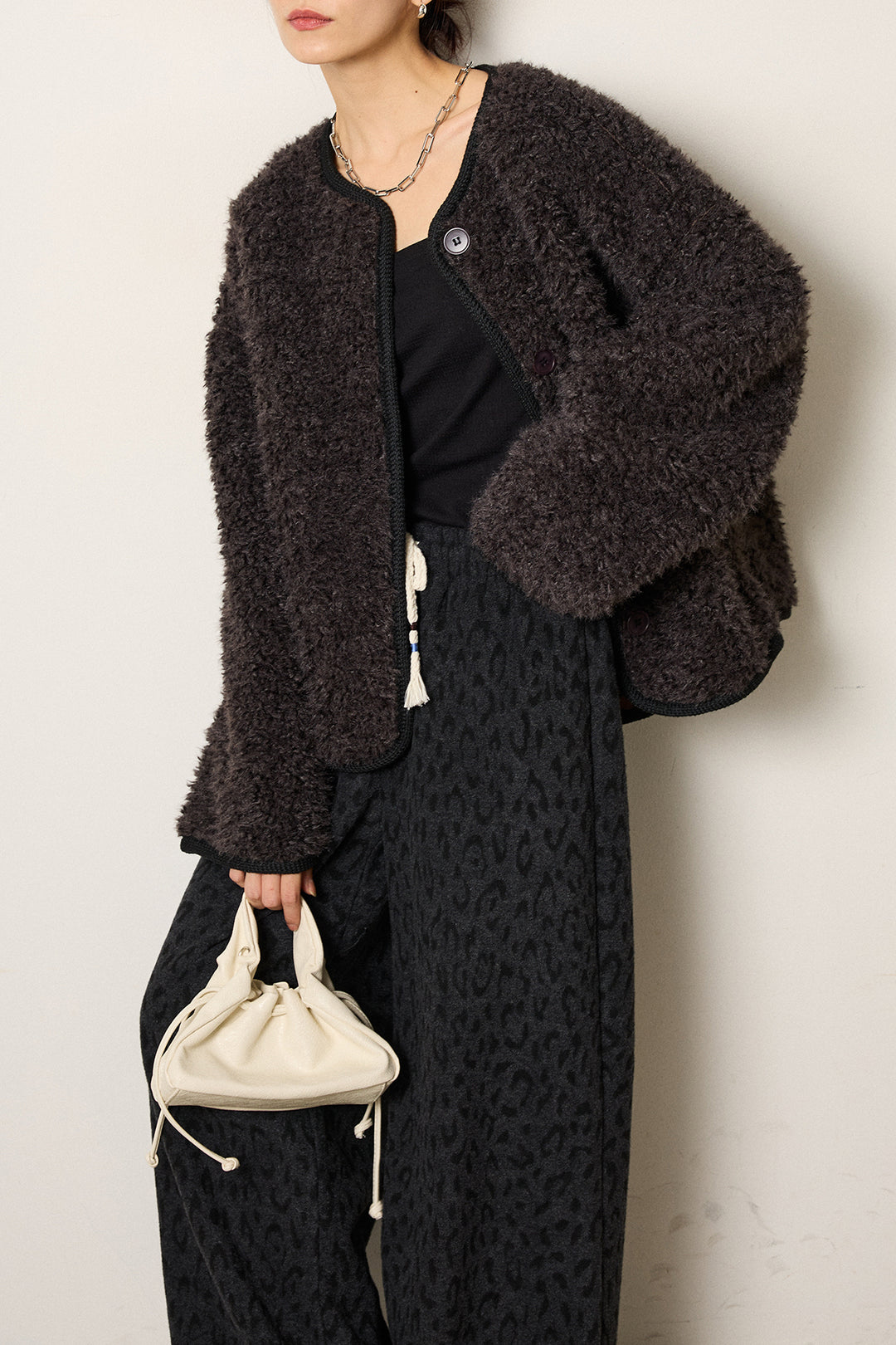 [SET]ノーカラー裏地レオパードボアアウター+レオパードジャガードニットパンツ(2set)