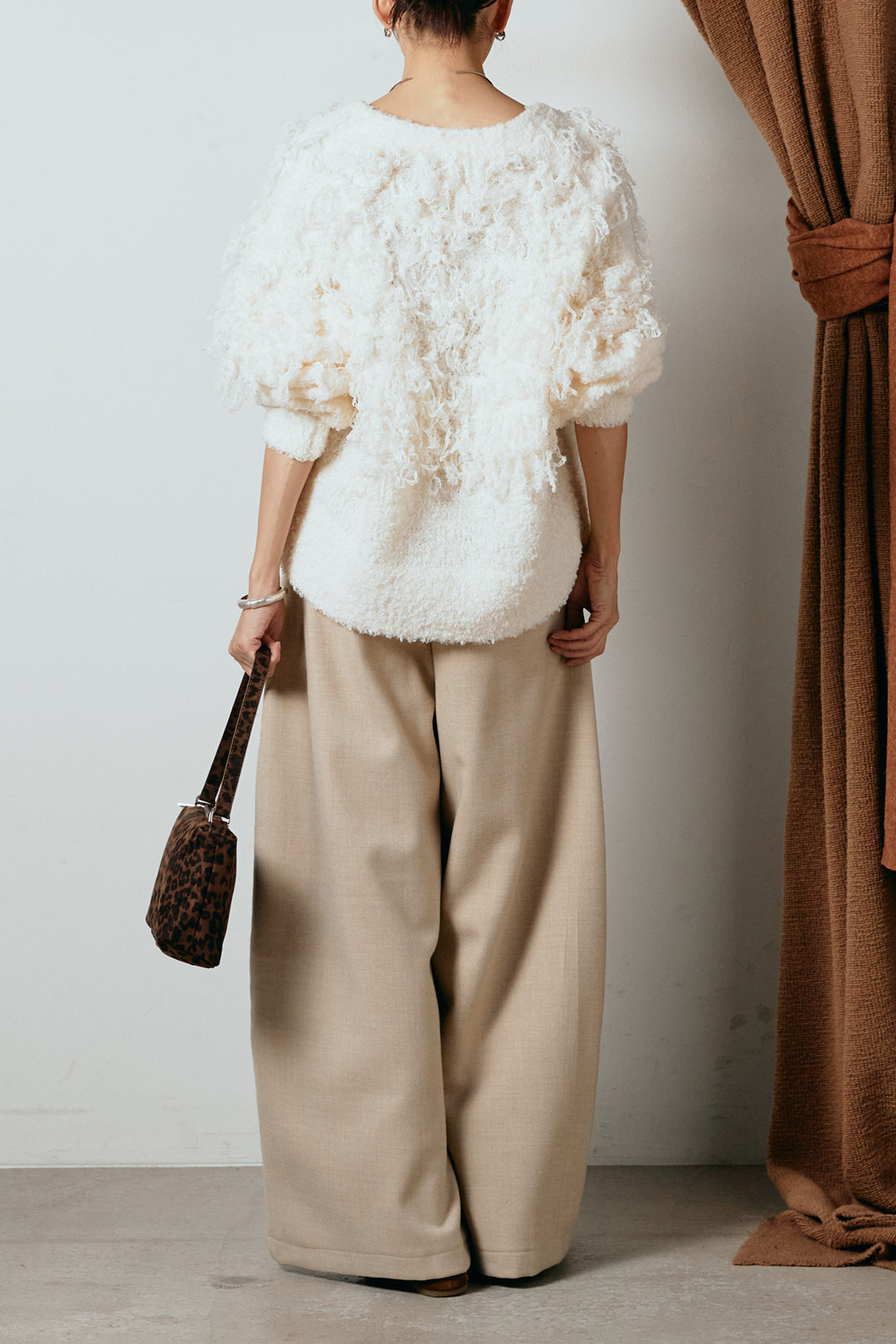 [SET]ループ編みVネックニットカーディガン+ポーチベルト付きカーブパンツ(2set)