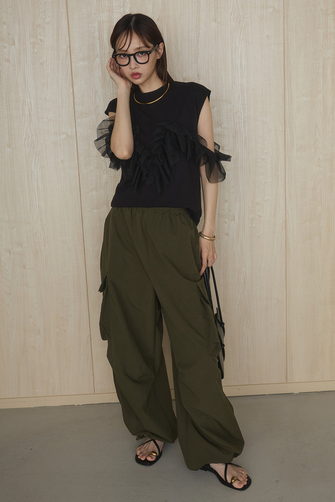 [SET]チュールフリルフレンチTシャツ+ルーズカーゴワイドパンツ(2set)