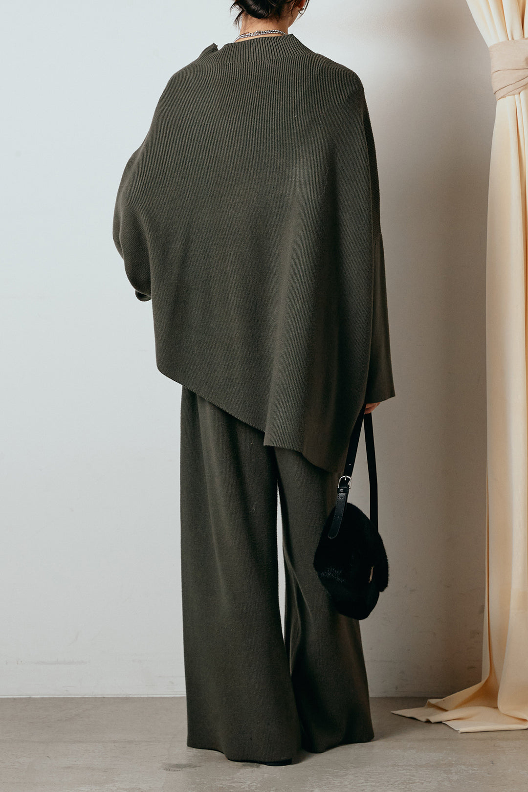 [SET]ポンチョシルエットニットSETUP