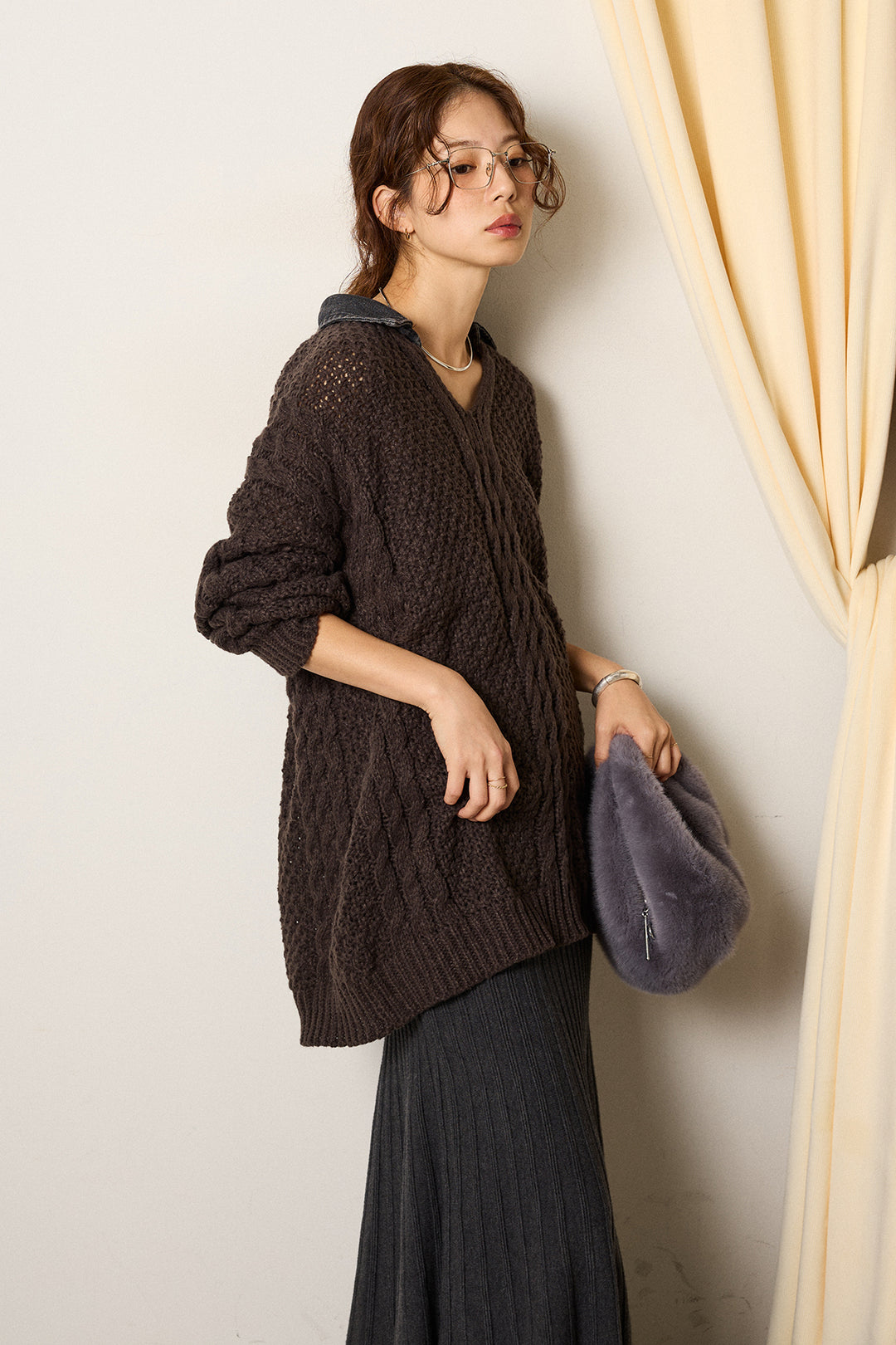 [SET]デニムカラーケーブルオーバーニット+編み地切り替えフレアニットスカート(2set)