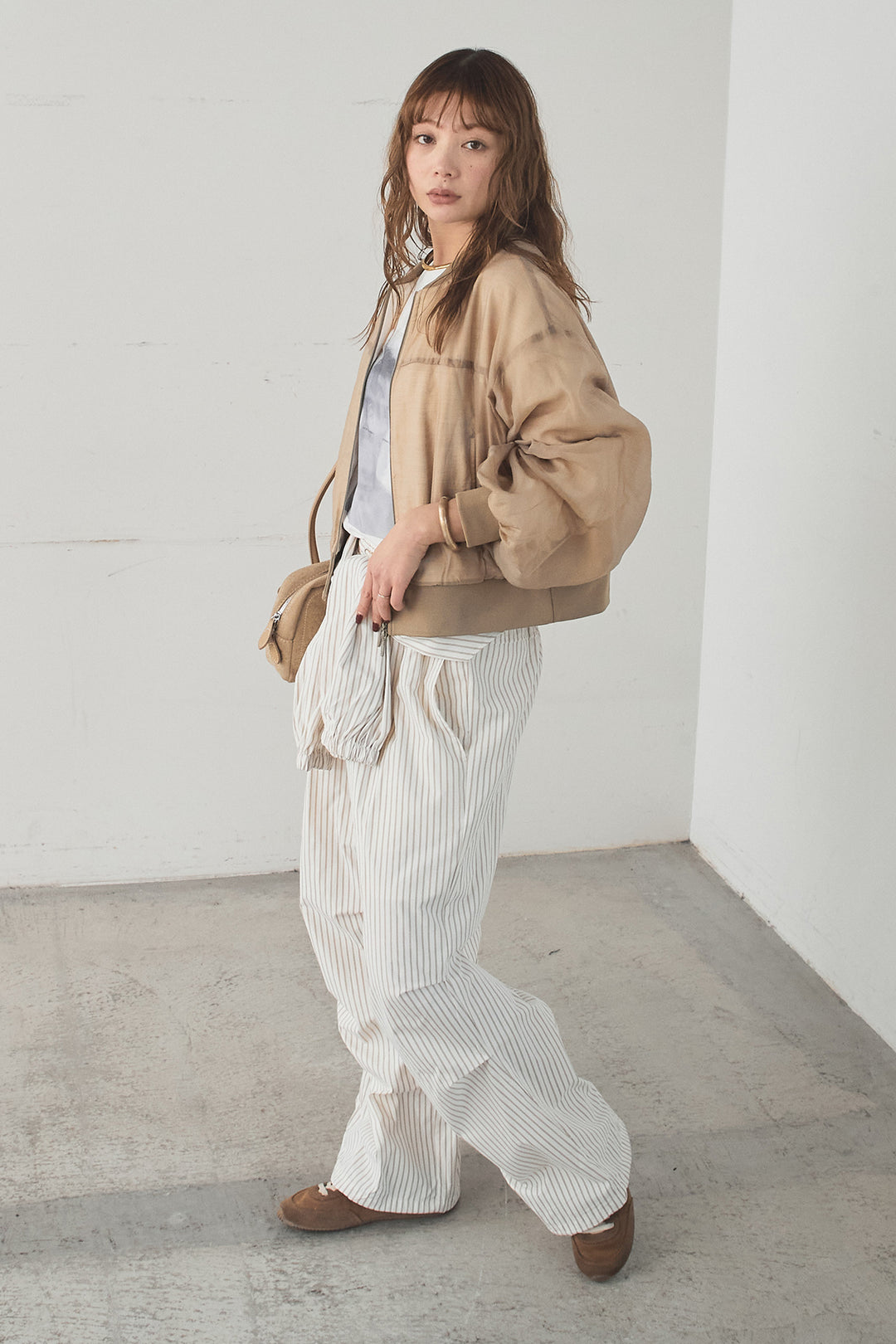 [SET]シアー×ポンチブルゾン+ストライプウエスト巻きジョガーパンツ(2set)