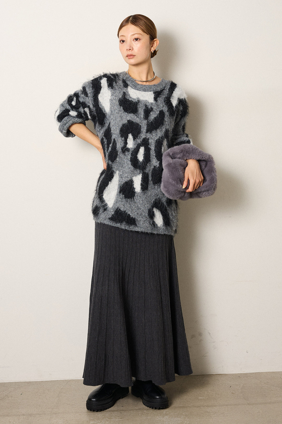 [SET]ルーズアニマルモヘアニットトップス+編み地切り替えフレアニットスカート(2set)