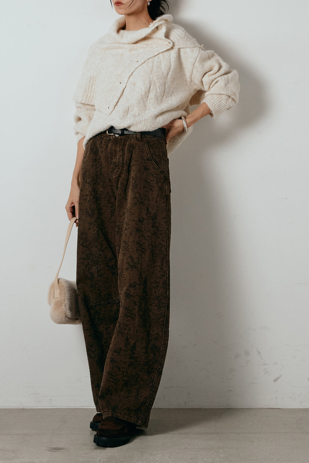 [SET]ケープデザインケーブルニットトップス+ベルト付きニュアンス柄カーブワイドパンツ(2set)