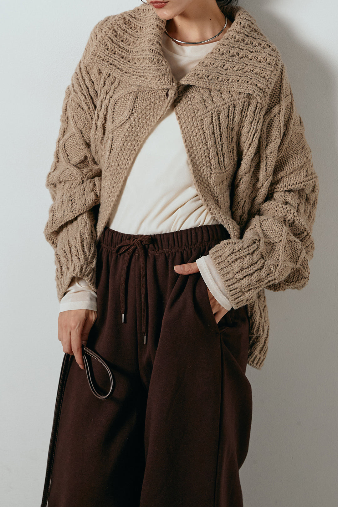 [SET]ビッグカラーケーブル編みニットトップス+裏起毛スウェットワイドパンツ(2set)