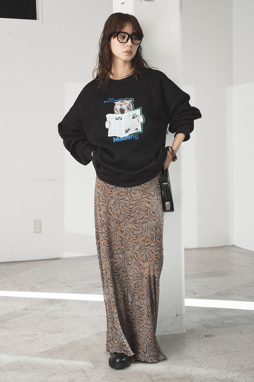 [SET]裏起毛モーニングキャットプリントスウェット+抽象柄ロングスカート(2set)