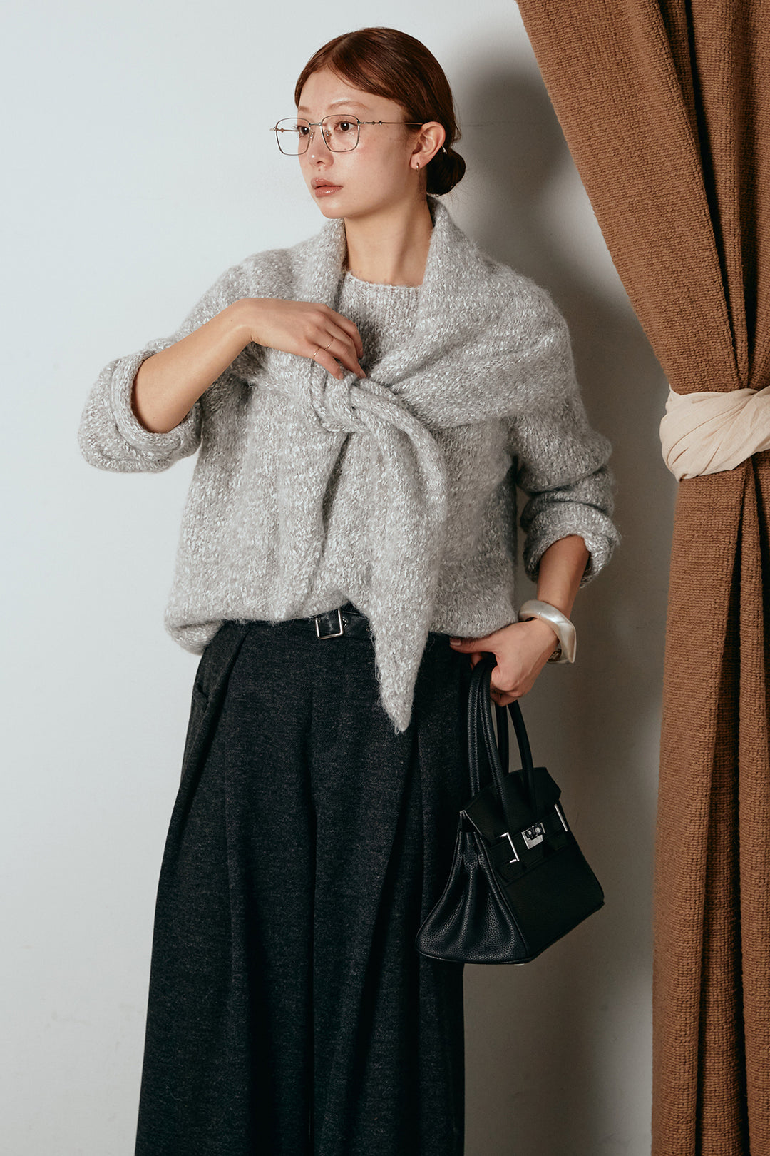 [SET]スカーフ付きミックスニットトップス+細ベルト付き起毛タックワイドパンツ(2set)