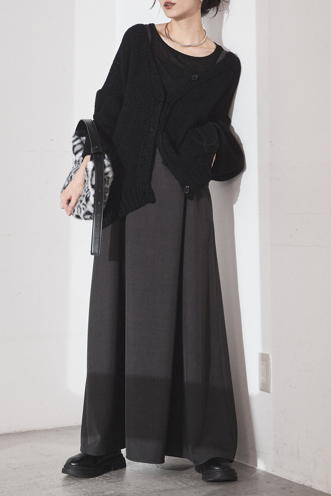 [SET]コード刺繍リラックスニットカーディガン+フレアリラックスキャミワンピース(2set)