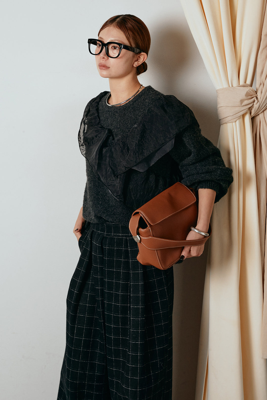 [SET]アシンメトリーフリルニットトップス+ウールライクチェックタックパンツ(2set)