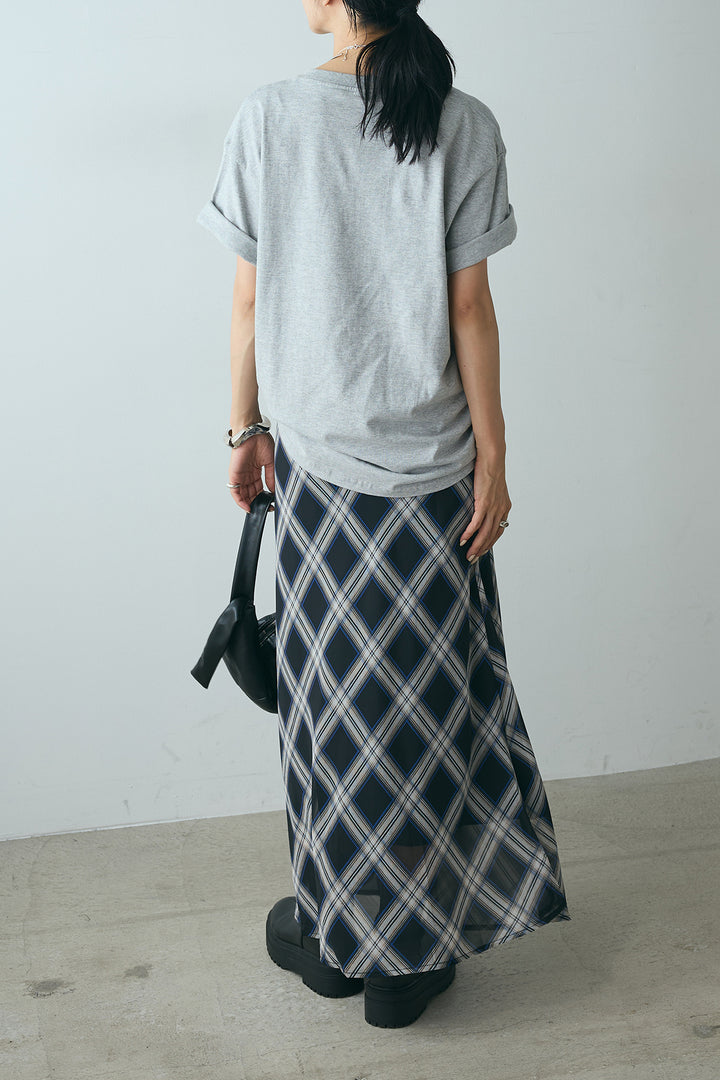 [SET]モノトーンフォトプリントTシャツ+マルチ柄シアースカート(2set)