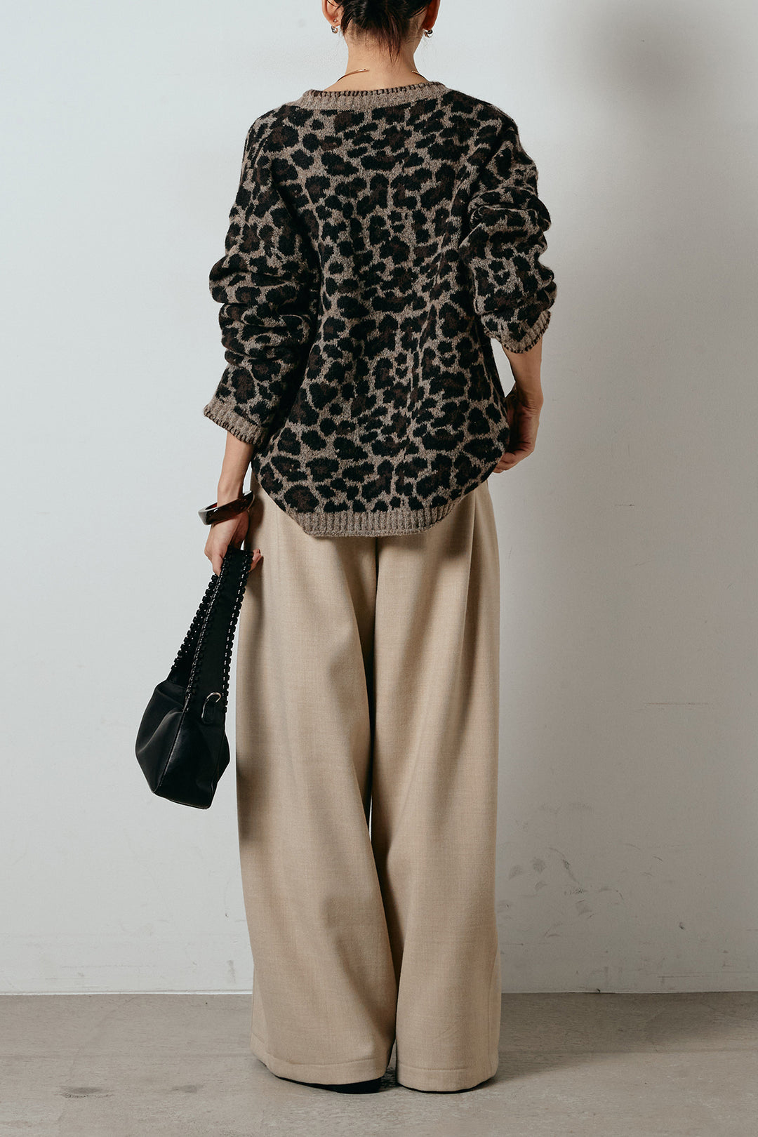 [SET]ステッチデザインレオパードニットカーディガン+ポーチベルト付きカーブパンツ(2set)