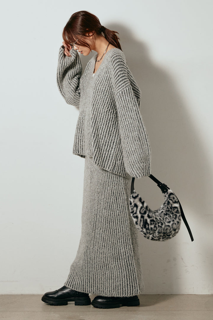 [SET]アルパカタッチ深Vニットトップス+アルパカタッチニットタイトスカート(2set)