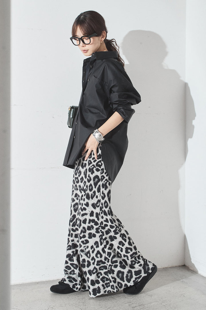 [SET]ウォッシャブルエコレザービックカフスシャツ+レオパードサテンナロースカート(2set)