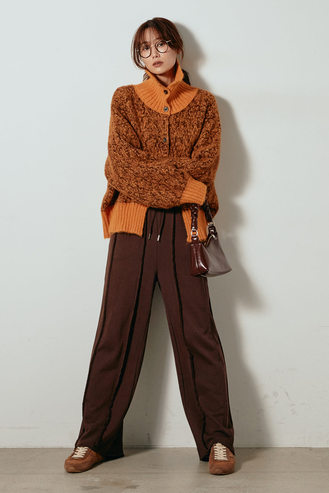 [SET]ハイネックミックスニットトップス+フロントラインデザインワイドスウェットパンツ(2set)