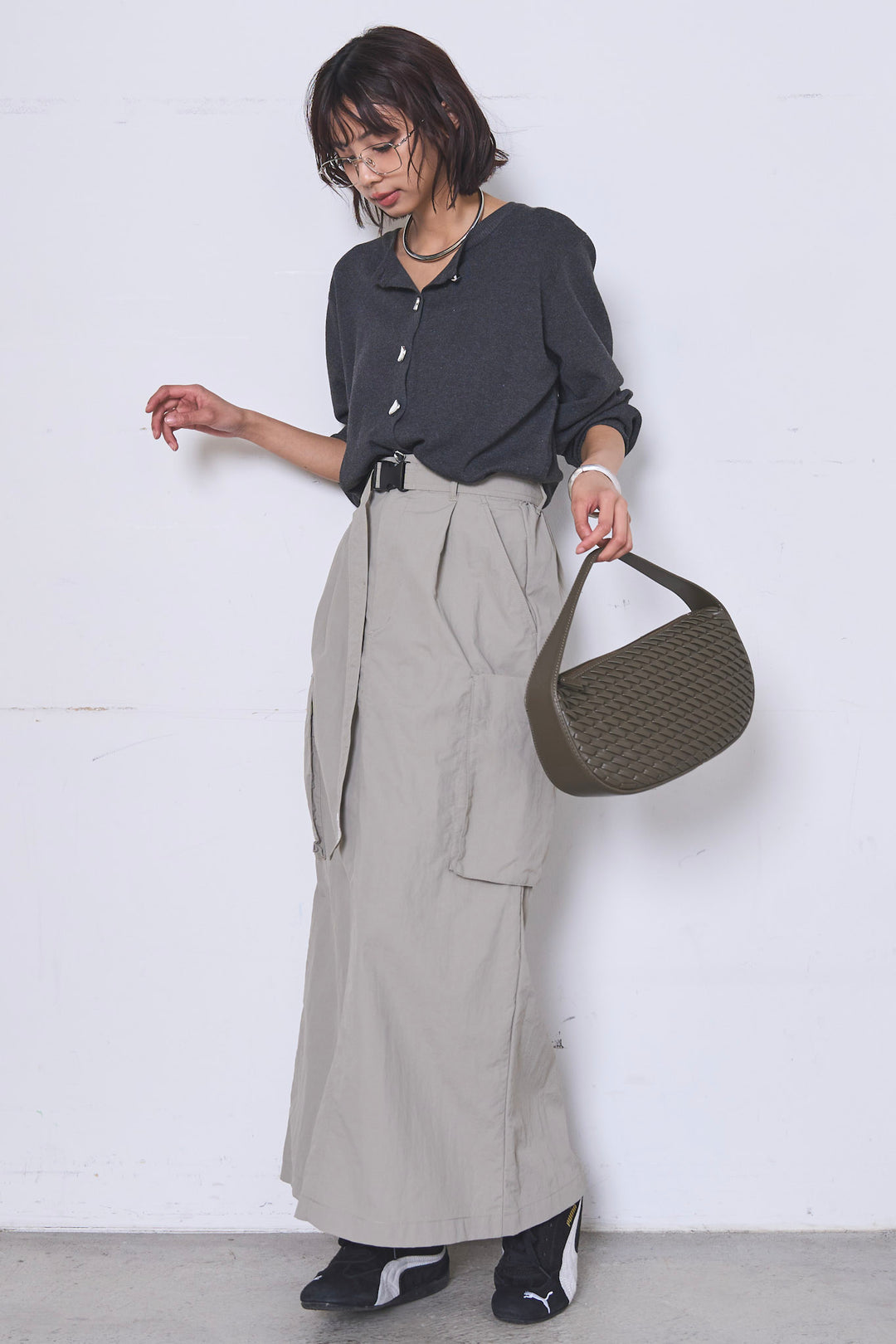 [SET]リサイクルポリニュアンス釦カーデ+撥水加工ナイロンスカート(2set)