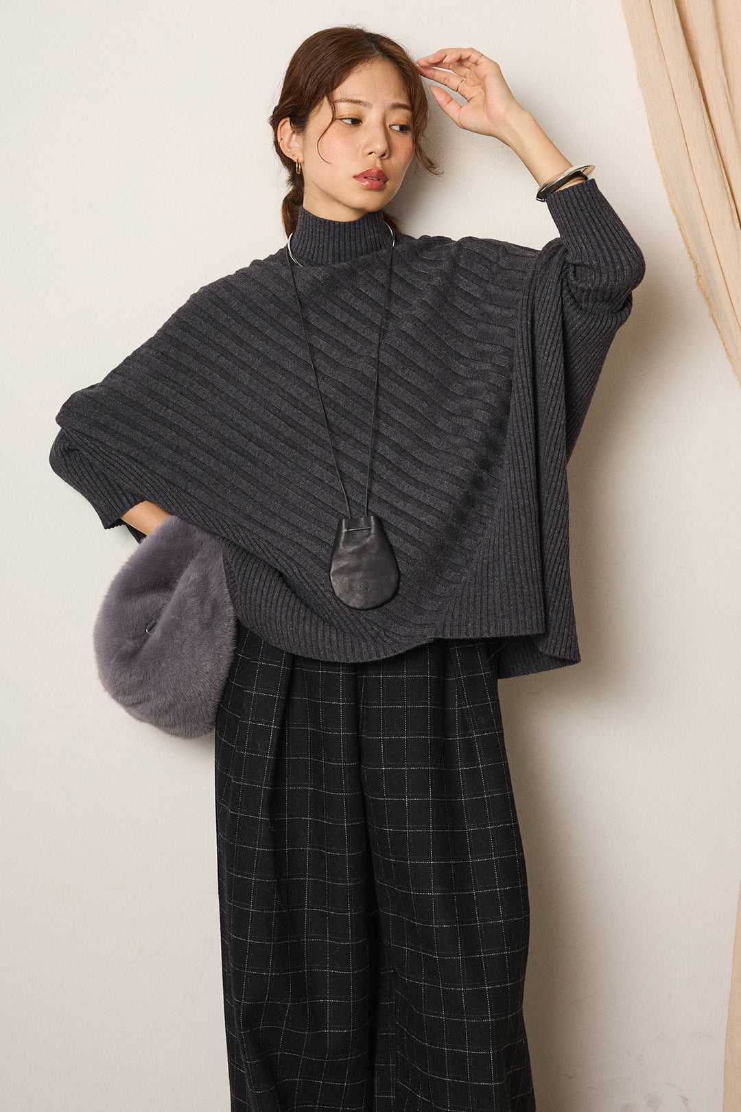 [SET]アシメデザインリブポンチョニットトップス+ウールライクチェックタックパンツ(2set)