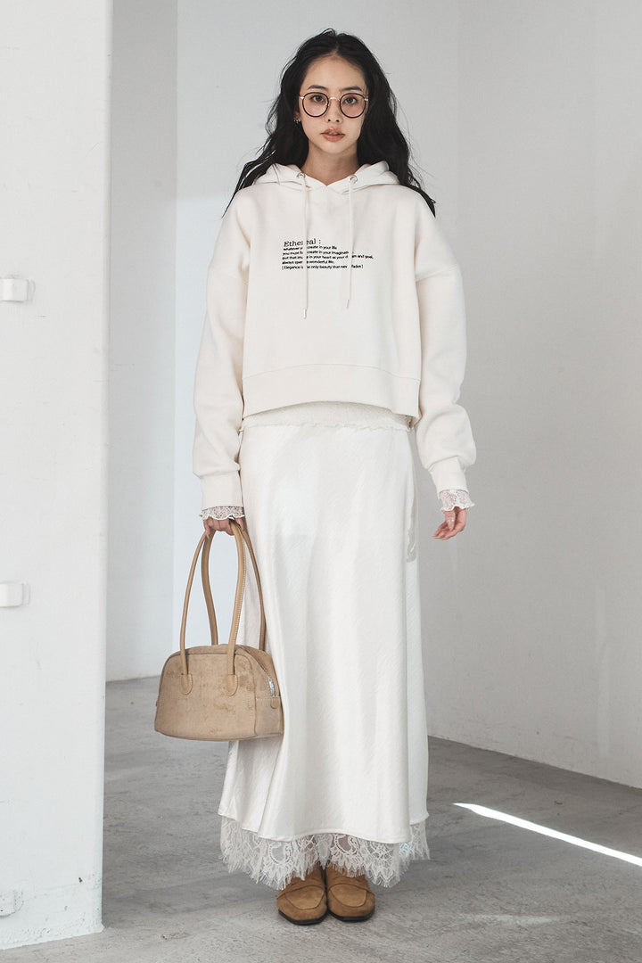 [SET]裏起毛レタリング刺繍フーディショートプルオーバー+ストレッチレースクルーネックインナー+裾レースデザインサテンスカート(3set)