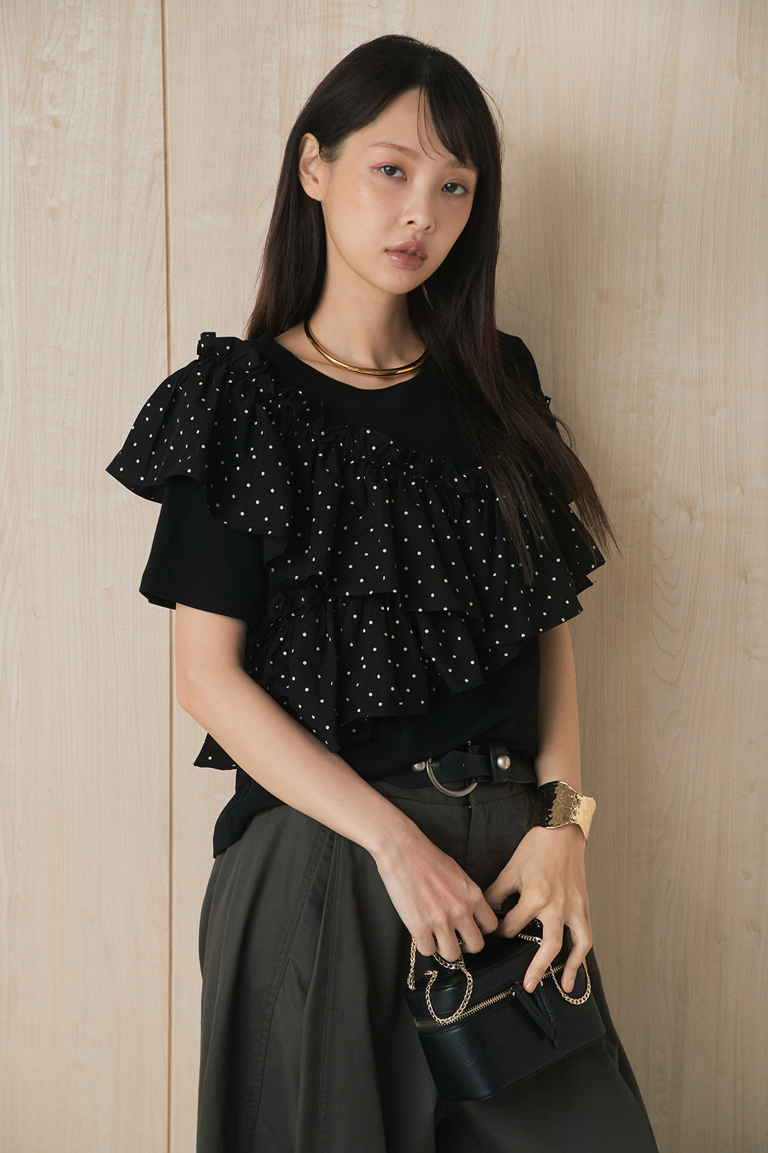 [SET]ドットアシメフリルデザインTシャツ+サークルバックルベルト付きタックワイドパンツ(2set)
